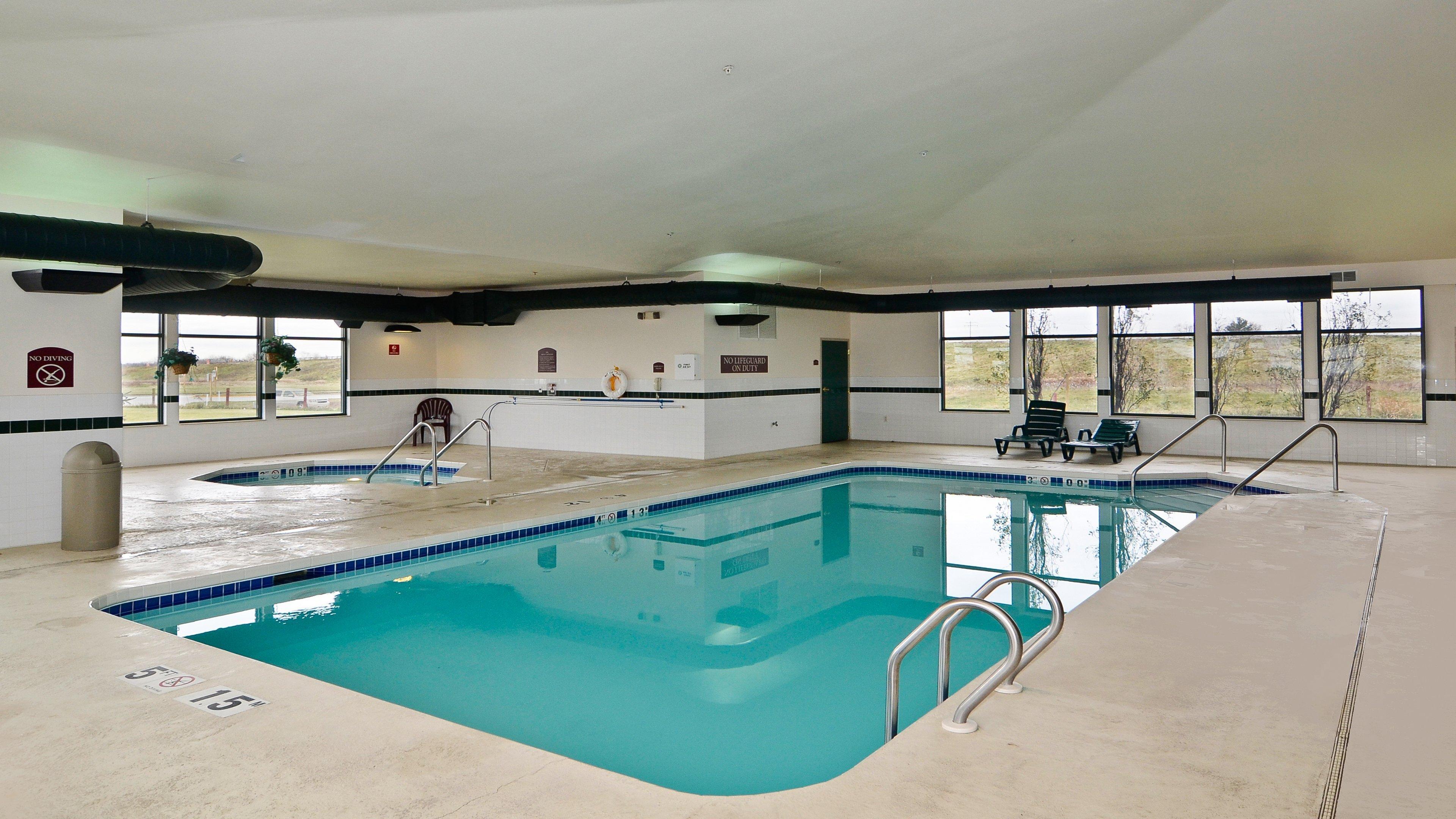 Holiday Inn Express Hotel & Suites Fort Atkinson By Ihg Eksteriør billede