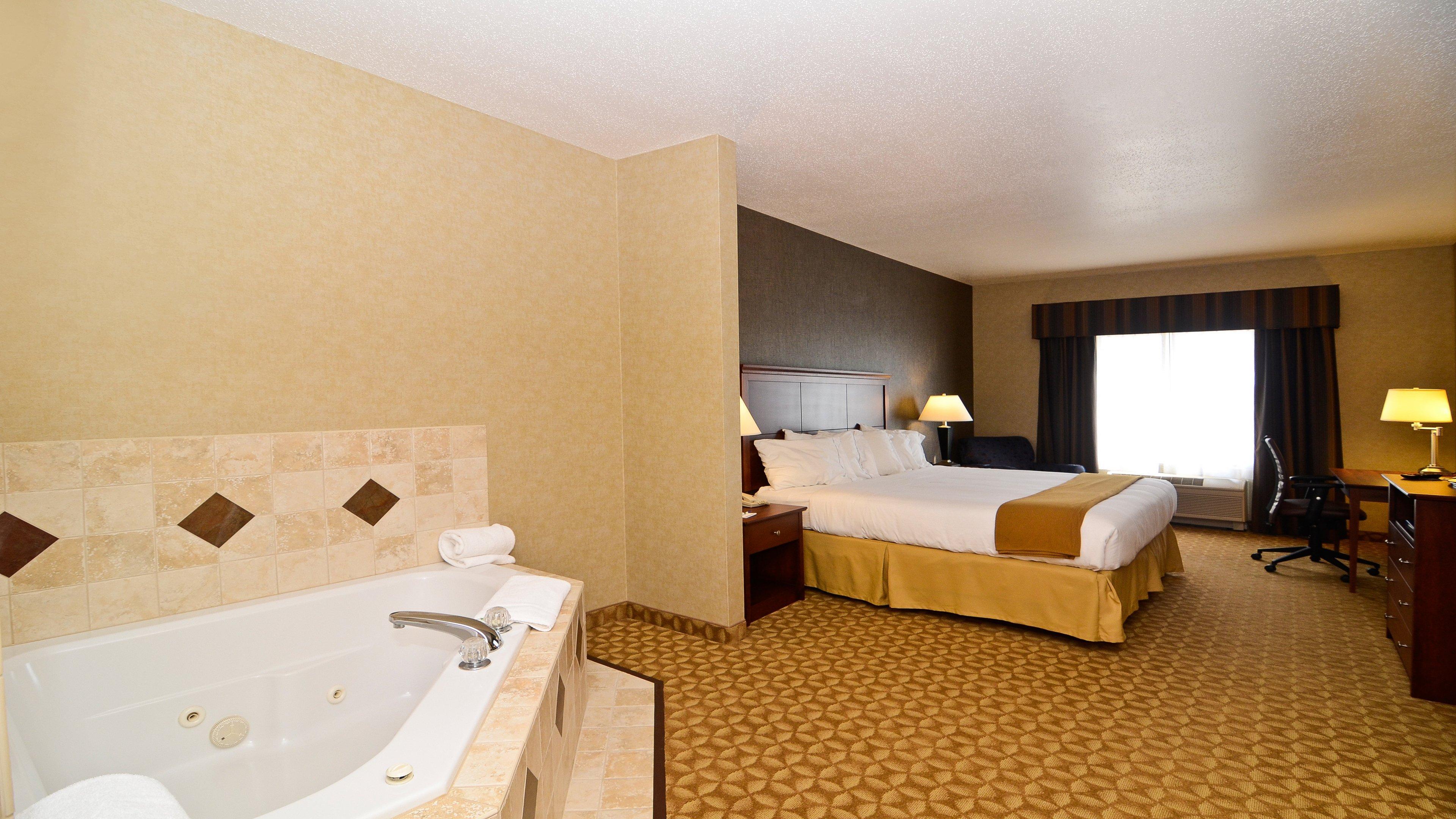 Holiday Inn Express Hotel & Suites Fort Atkinson By Ihg Eksteriør billede